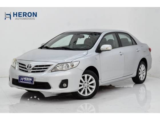 TOYOTA COROLLA 2.0 ALTIS 16V FLEX 4P AUTOMÁTICO